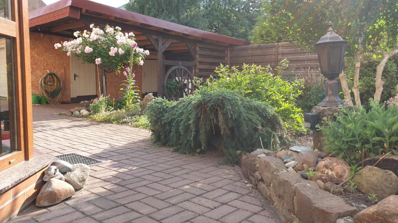 Haesselhof - 80Qm Ferienwohnung Im Zentrum Von Бад-Лібенверда Екстер'єр фото
