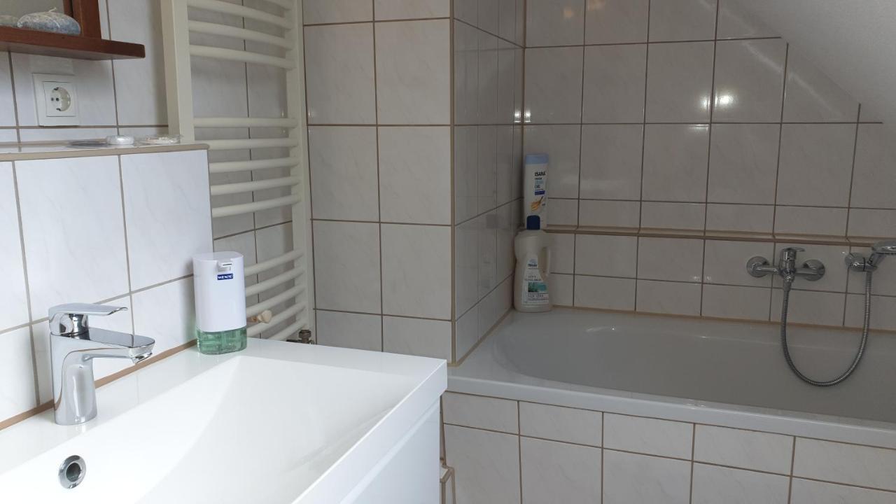 Haesselhof - 80Qm Ferienwohnung Im Zentrum Von Бад-Лібенверда Екстер'єр фото